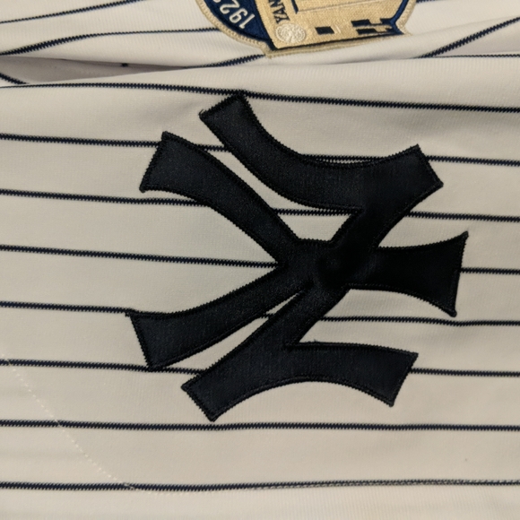 New York Yankees jersey - Picture 2 of 8